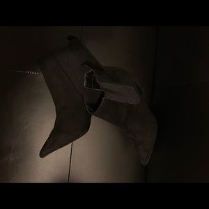 New booties! 💓❄️